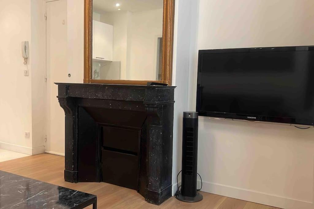 Luxury Appartment, Champs Elysees, Neuf ! Paris Bagian luar foto