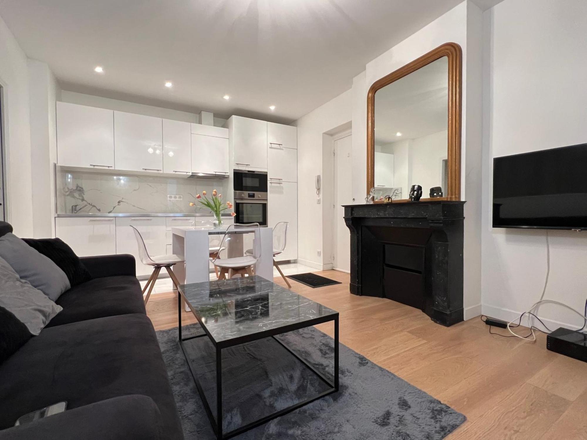 Luxury Appartment, Champs Elysees, Neuf ! Paris Bagian luar foto